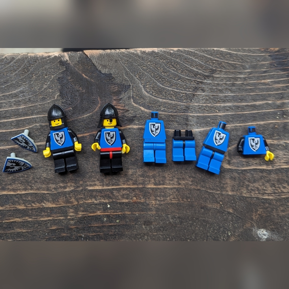 Lego Castle Falcon Knights Minifig Lot Vintage
